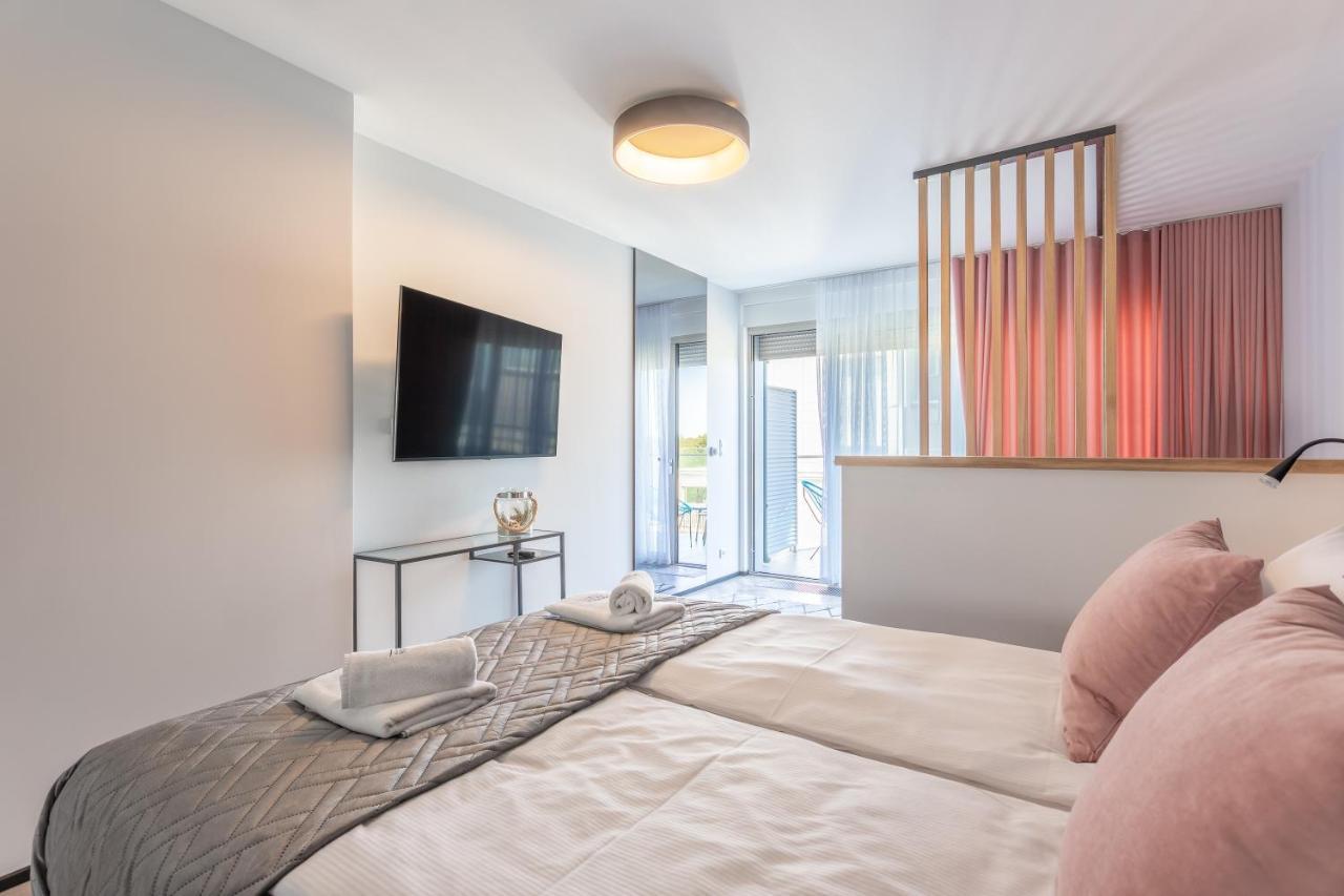 Apartpark - Ambria Apartments Świnoujście Exteriör bild