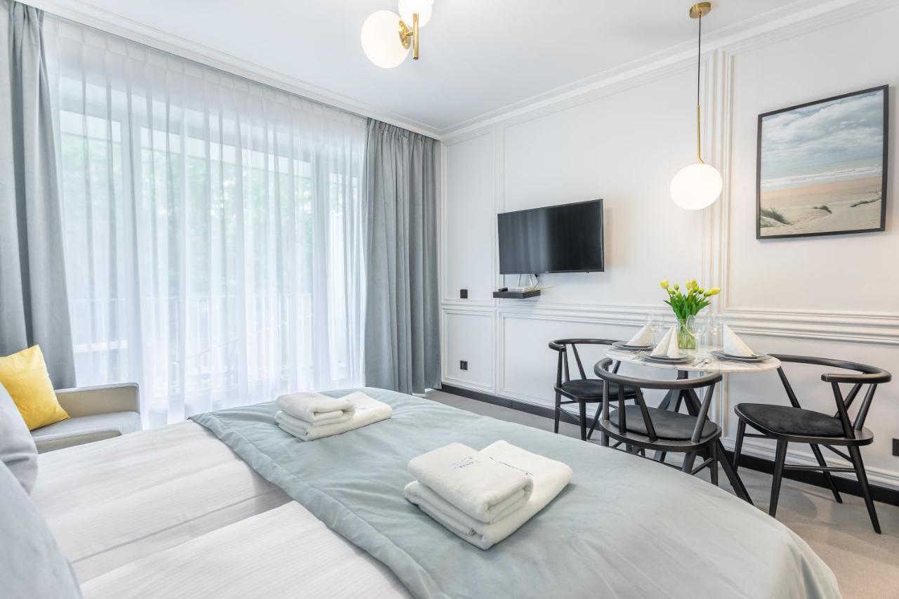 Apartpark - Ambria Apartments Świnoujście Exteriör bild