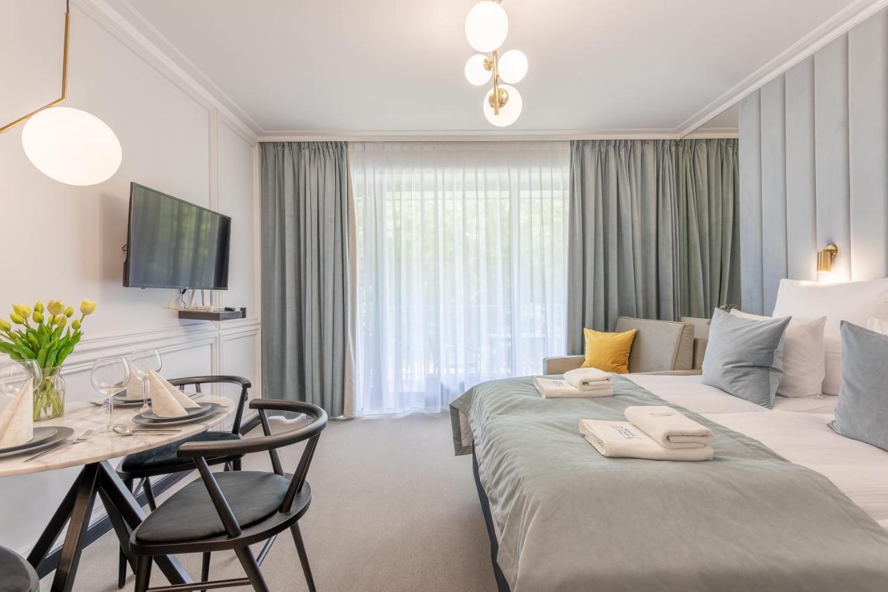 Apartpark - Ambria Apartments Świnoujście Exteriör bild