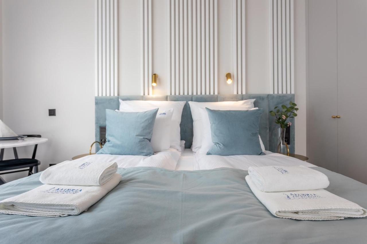 Apartpark - Ambria Apartments Świnoujście Exteriör bild