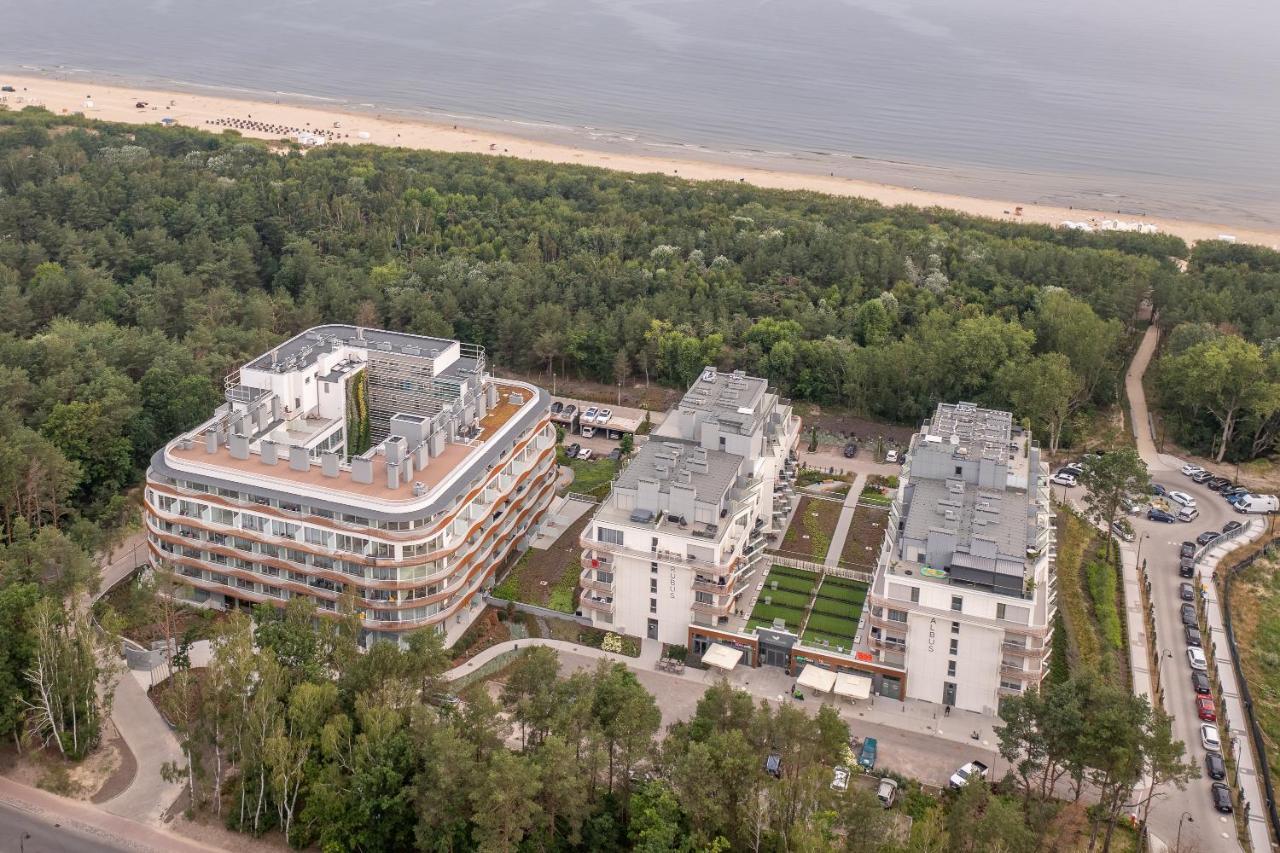 Apartpark - Ambria Apartments Świnoujście Exteriör bild