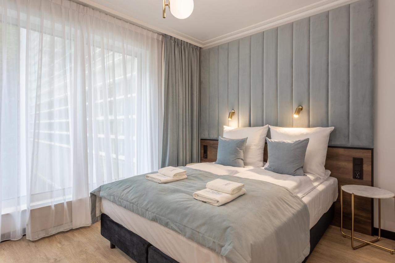Apartpark - Ambria Apartments Świnoujście Exteriör bild