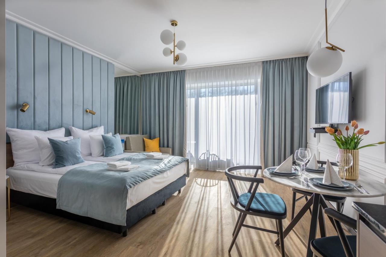 Apartpark - Ambria Apartments Świnoujście Exteriör bild