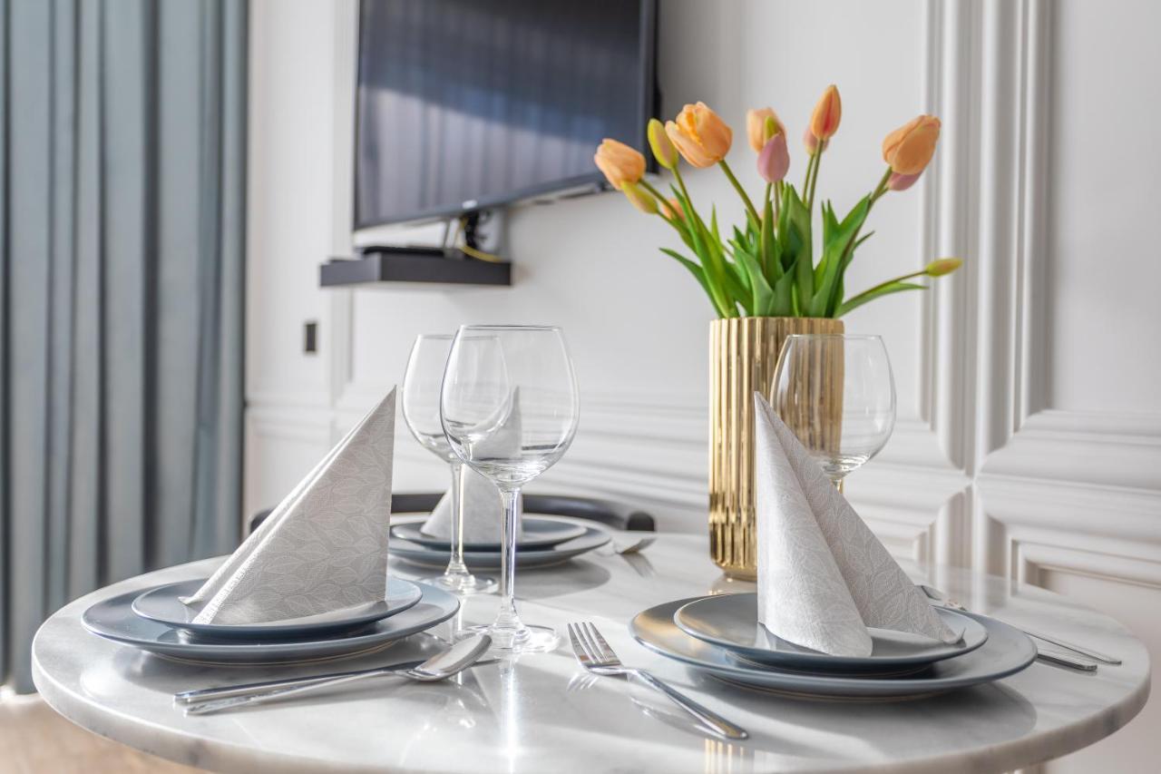 Apartpark - Ambria Apartments Świnoujście Exteriör bild